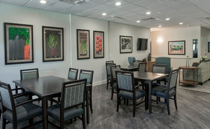 deer-valley-senior-living-85027-1366974_5
