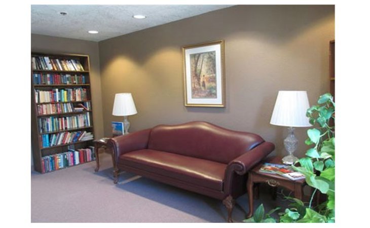 greenbrier-village-assisted-living-73701-1367393_5