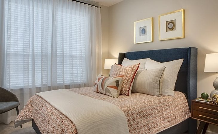 verena-at-bedford-falls-27614-1367558_2