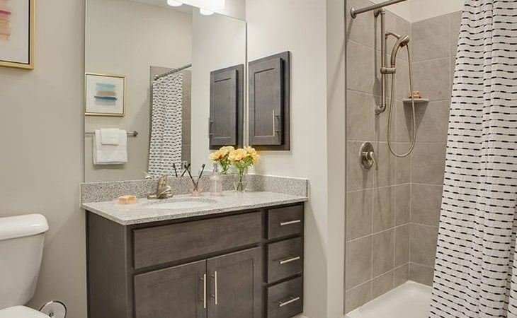 verena-at-bedford-falls-27614-1367558_4