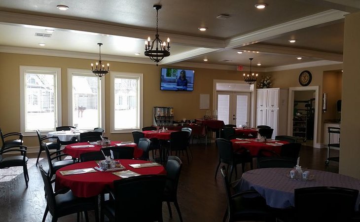 village-on-the-park-rogers-72758-1367568_3
