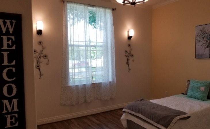 village-green-alzheimer-s-care-home-spring-77379-1369046_2
