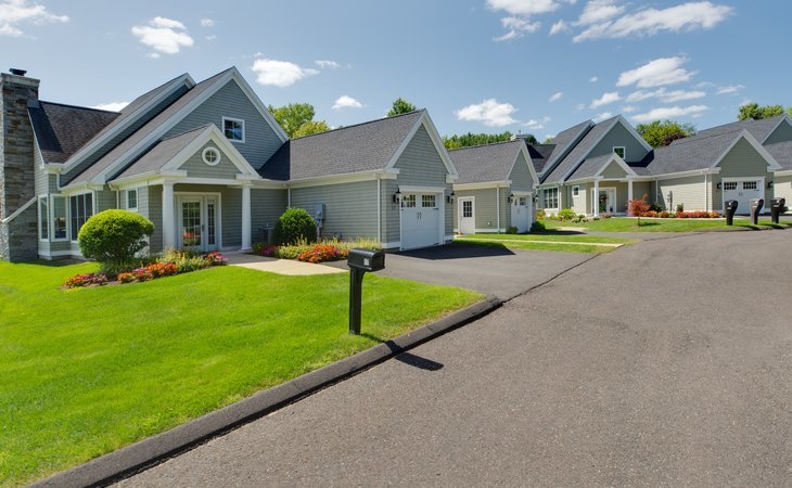 suffield-by-the-river-06078-1370551_3
