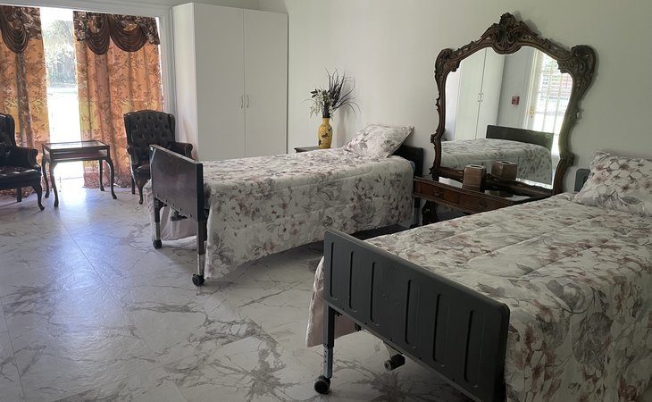 above-beyond-assisted-living-77301-1370887_6