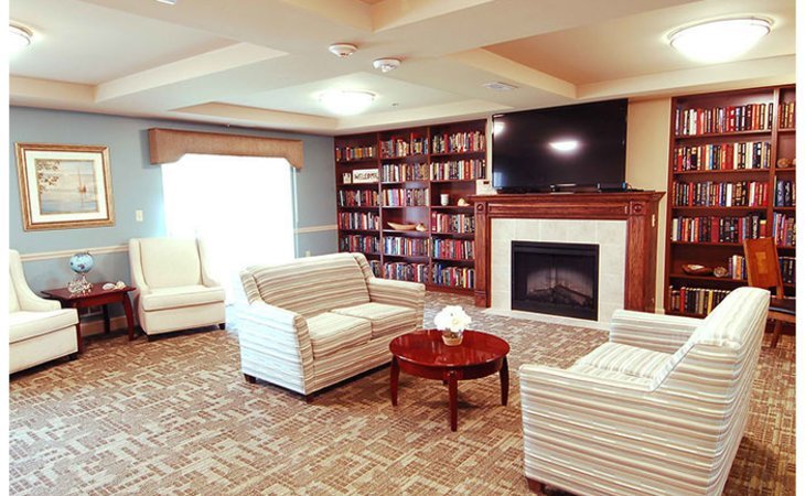 village-manor-retirement-48843-1372676_2