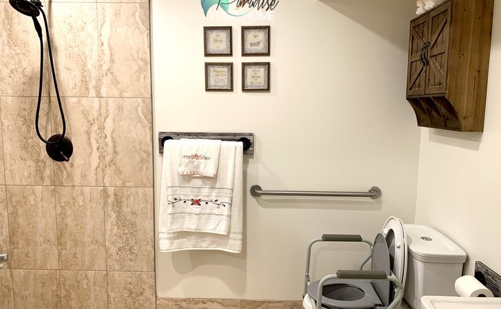 the-paradise-assisted-living-home-85253-1372714_12
