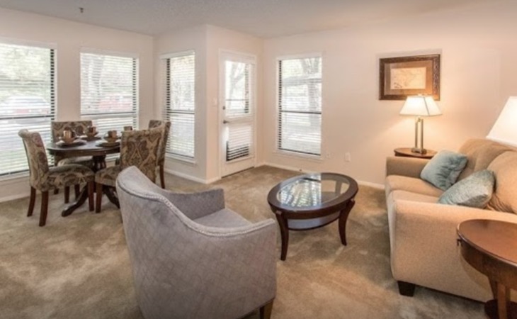 the-woods-at-merrimack-01844-1373095_2