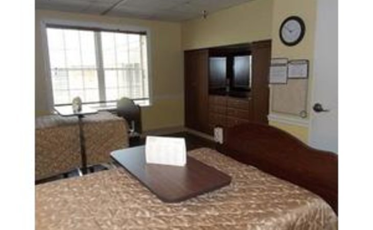 colonial-manor-17403-1376221_2