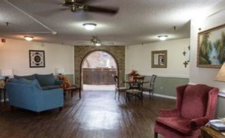 eastland-nursing-rehabilitation-76448-1378351_3