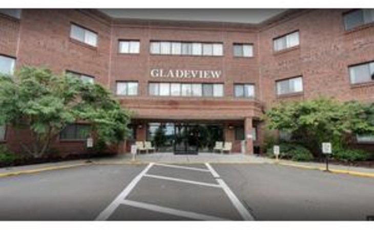 gladeview-rehabilitation-health-care-center-06475-1379418_4
