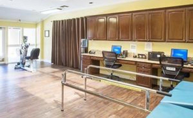 poway-healthcare-center-92064-13940_3