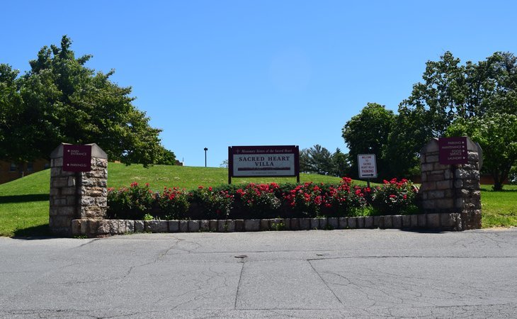 sacred-heart-villa-senior-living-19605-1416677_11