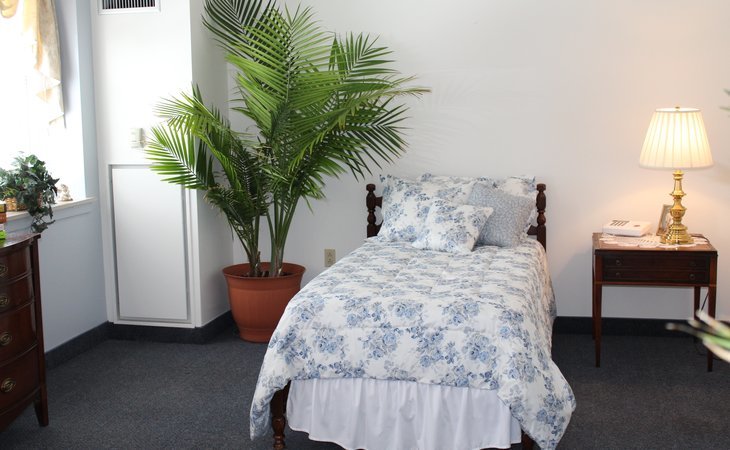 sacred-heart-villa-senior-living-19605-1416677_5