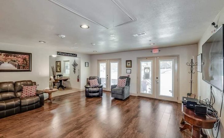 cura-healthcare-assisted-living-77304-1418045_4