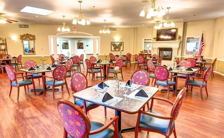 brookstone-assisted-living-72703-1424685_4