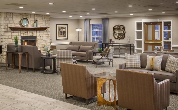 belmont-village-glenview-60025-1429767_10