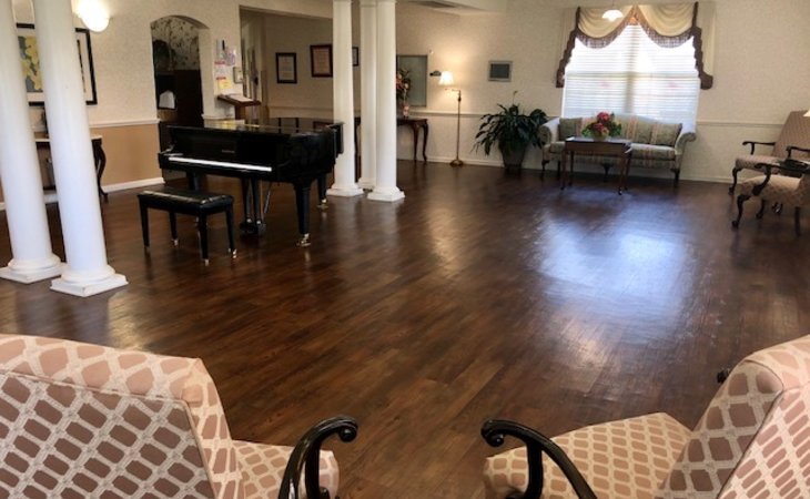 the-gables-at-charlton-place-assisted-living-36022-1430794_2