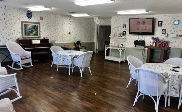 the-gables-at-charlton-place-assisted-living-36022-1430794_6