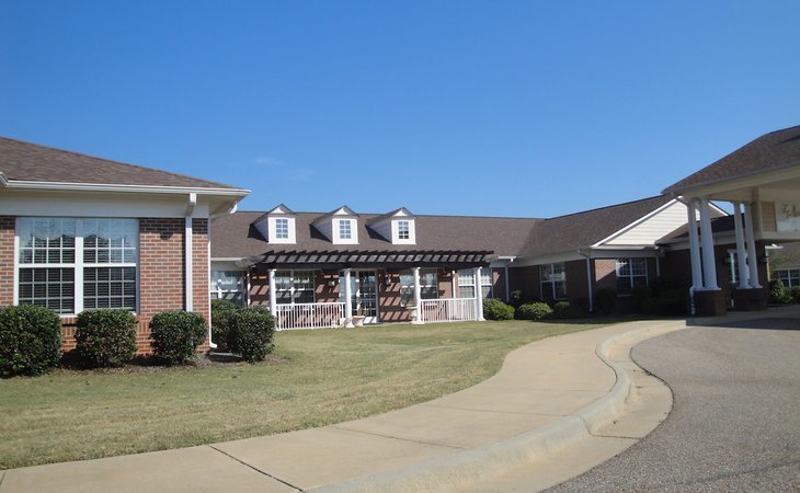 the-gables-at-charlton-place-assisted-living-36022-1430794_8