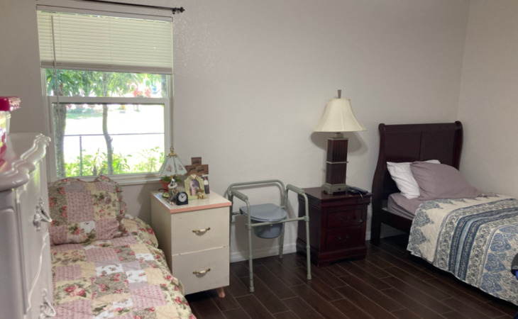 rose-s-terrace-34744-1430906_6