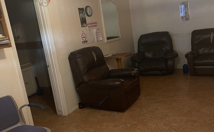 white-s-cottage-center-77515-1432052_4