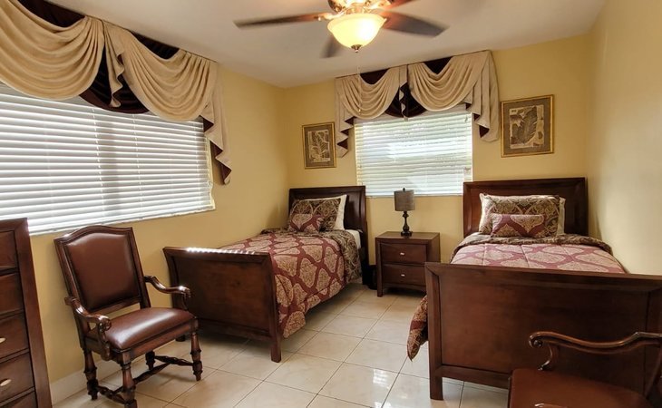 precious-destiny-senior-living-33068-1432401_4