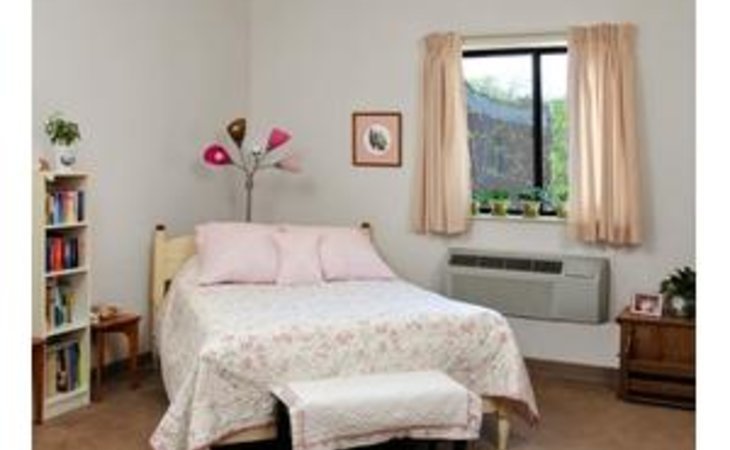seneca-manor-15147-1432583_3