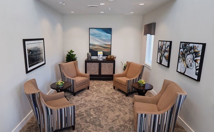 pear-valley-senior-living-97502-1432978_7