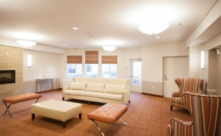 the-alcove-at-amber-court-of-westbury-11590-1433002_2
