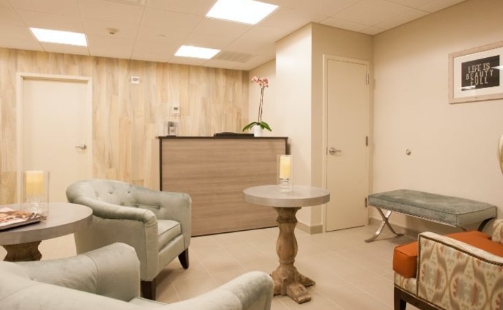 the-alcove-at-amber-court-of-westbury-11590-1433002_3