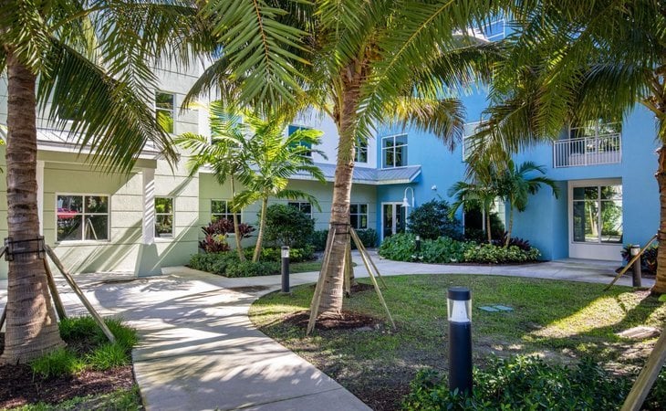 luxe-senior-living-at-jupiter-33458-1433468_5