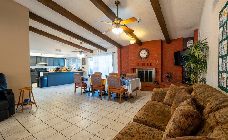 agape-care-home-of-scottsdale-85254-1434262_14
