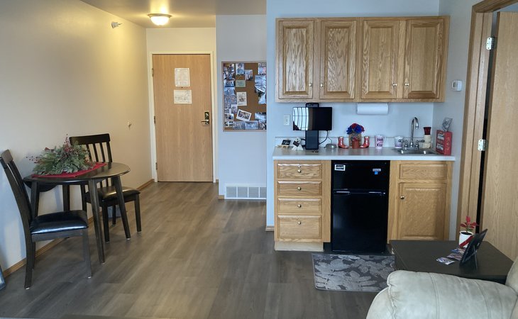 derian-place-senior-living-57401-1434560_2