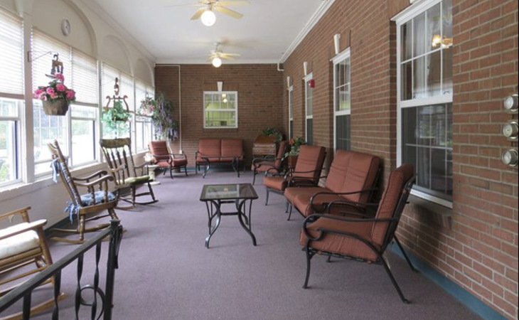 majestic-care-of-toledo-assisted-living-43605-1434604_2
