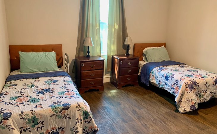 loving-care-assisted-living-21206-1434607_6
