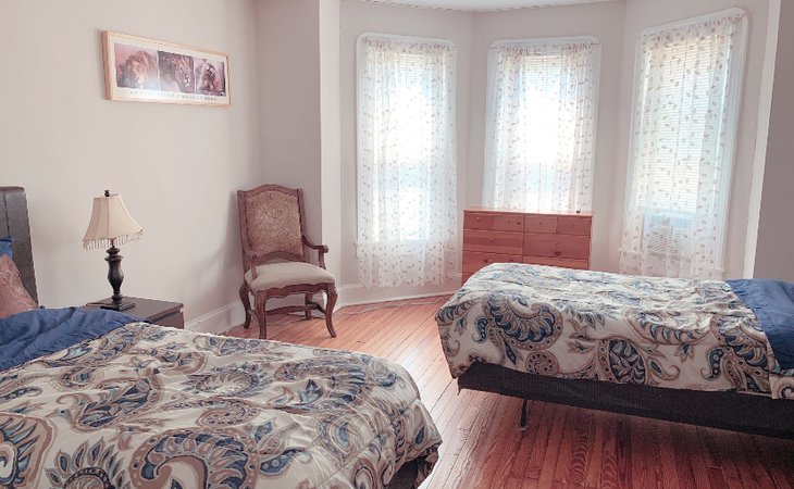 community-caregivers-assisted-living-21216-1446222_4