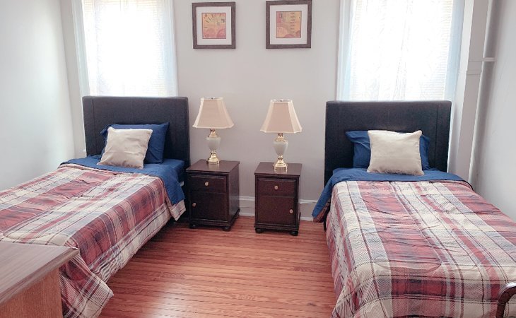 community-caregivers-assisted-living-21216-1446222_5