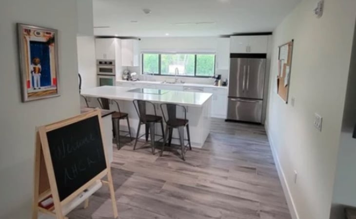 mary-s-house-alf-33157-1447365_3