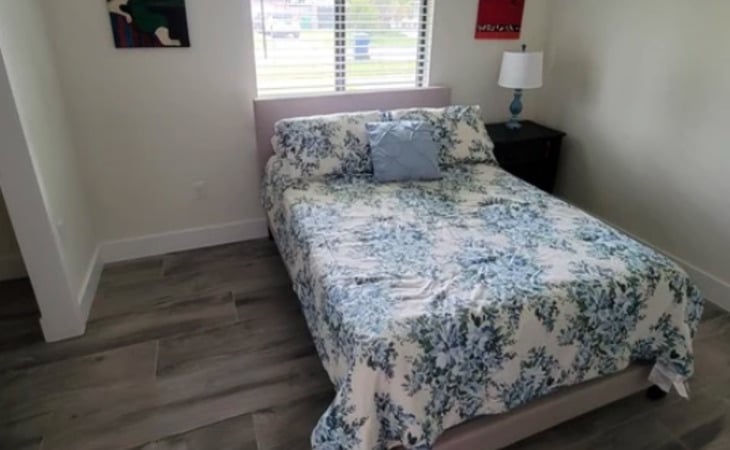 mary-s-house-alf-33157-1447365_6