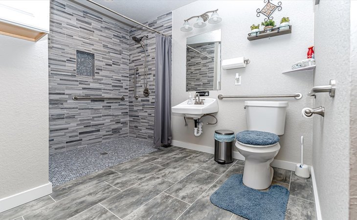 premier-assisted-living-78232-1447678_10