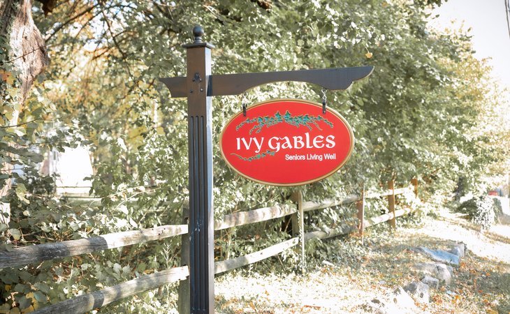 ivy-gables-19810-1448331_2