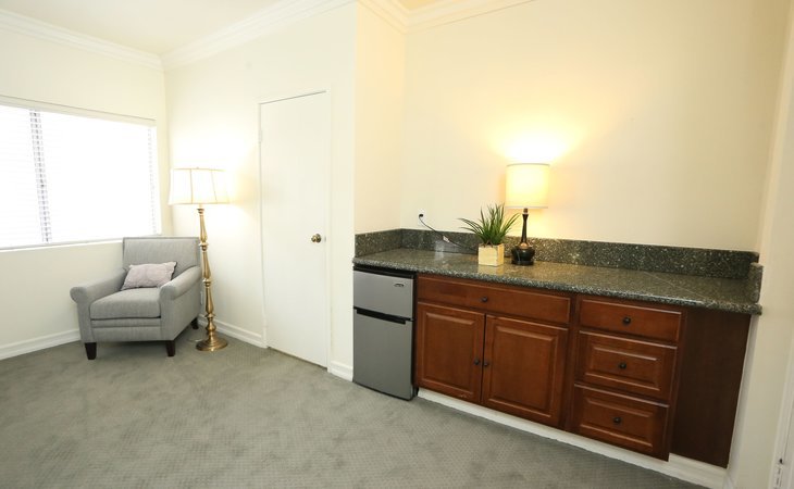 astoria-park-senior-living-91106-1448907_6