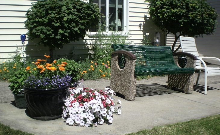 meadows-courtyard-97045-1448952_4