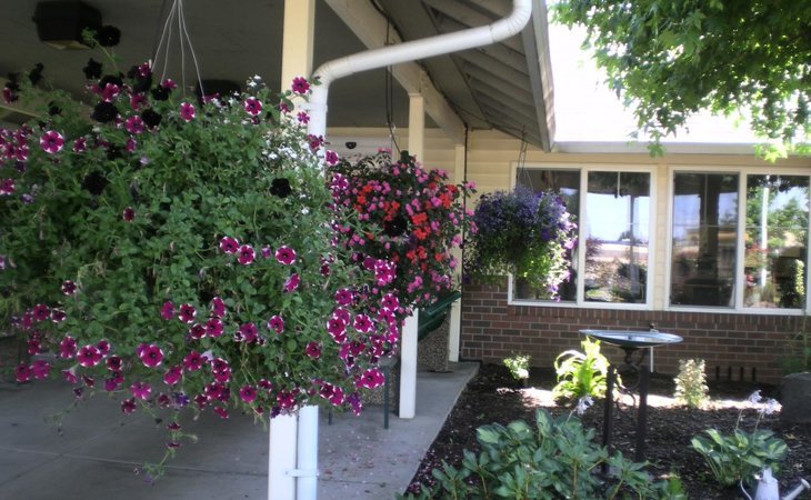 meadows-courtyard-97045-1448952_6