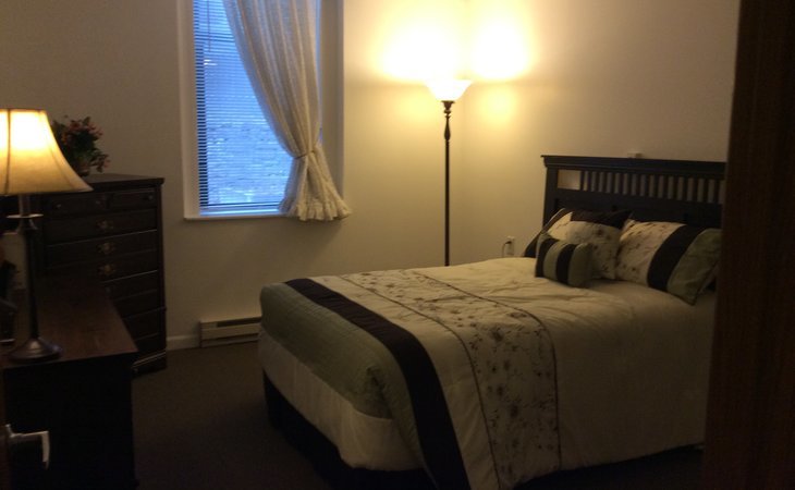 ahva-living-of-east-dubuque-61025-1449057_6