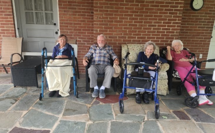 endearment-assisted-living-21921-1449304_2
