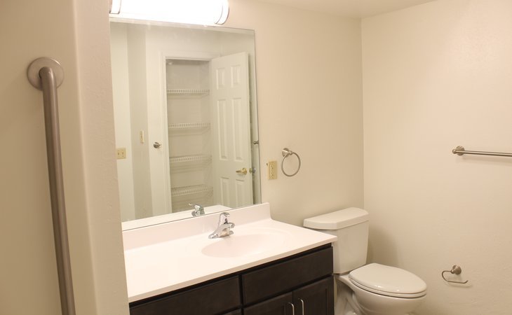 homes-at-gateway-village-62-21801-1449326_7