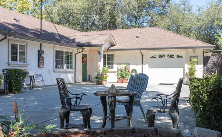 citrus-pines-senior-living-95610-1450595_3