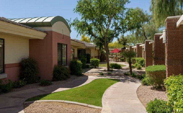 hawthorn-court-at-ahwatukee-85044-17484_2