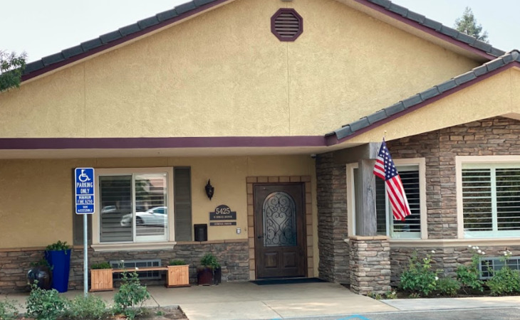 river-bluffs-memory-care-93722-21364_1